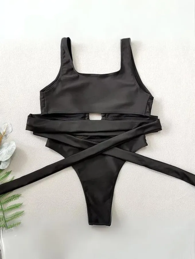 CLEO ONE PIECE - BLACK