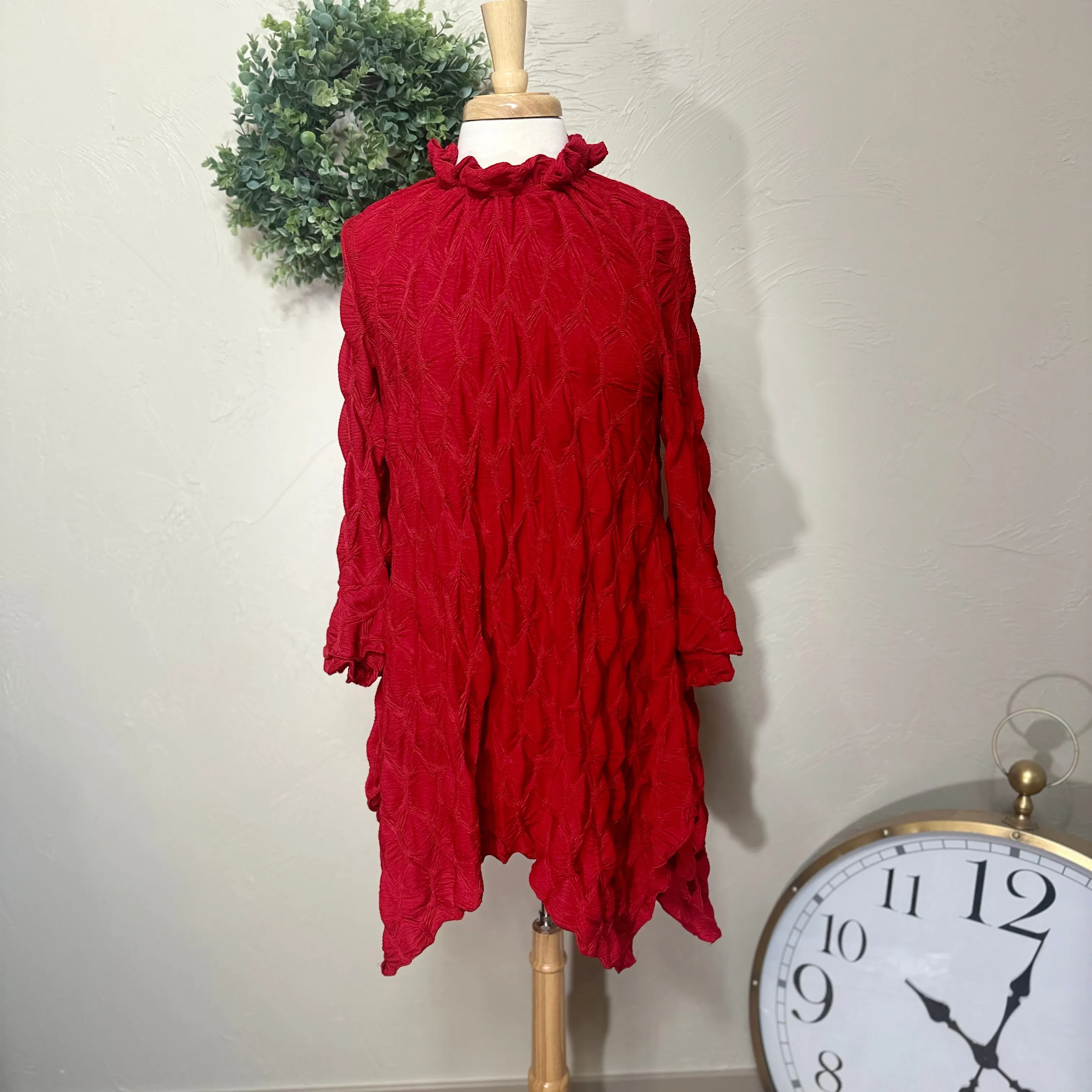 Lovely Lady Textured Red Shark Bite Handkerchief Tunic