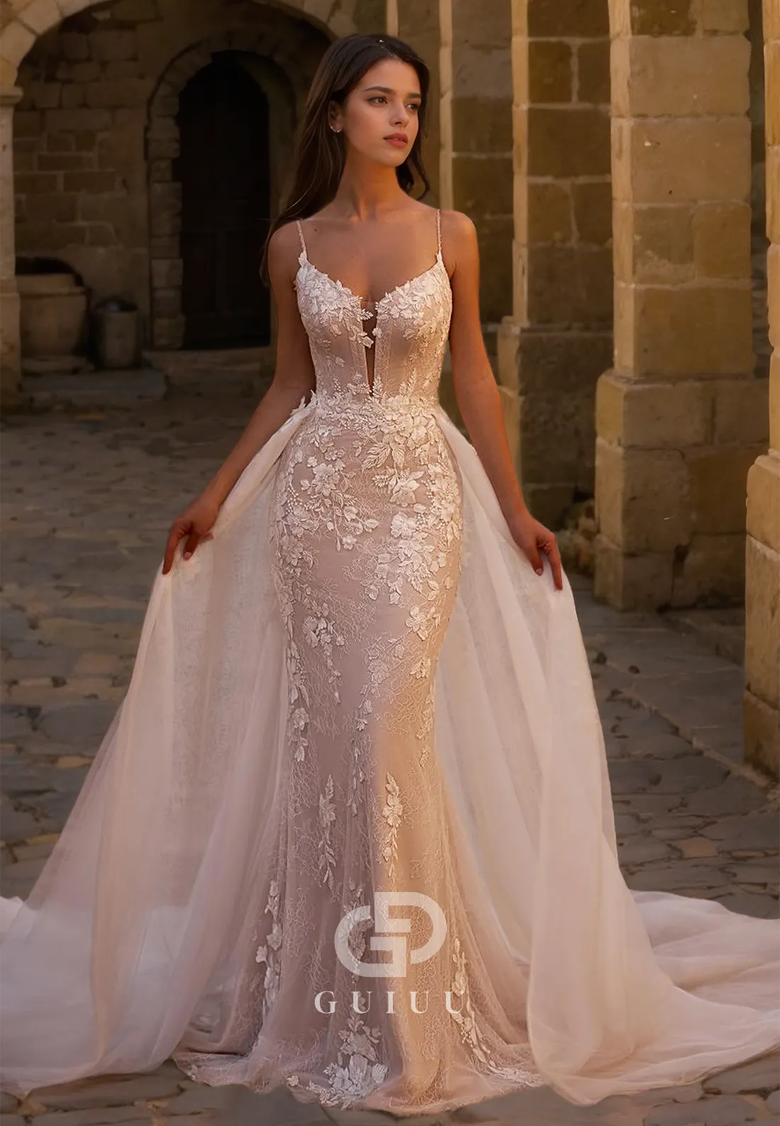 Mermaid Spaghetti Straps Sweetheart Floral Appliques Floor-Length Satin Wedding Dress