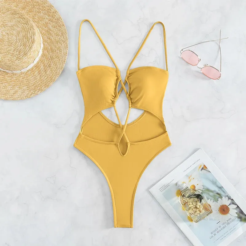 Ocean Breeze Elegance Einteiliger Badeanzug mit Cut-Outs