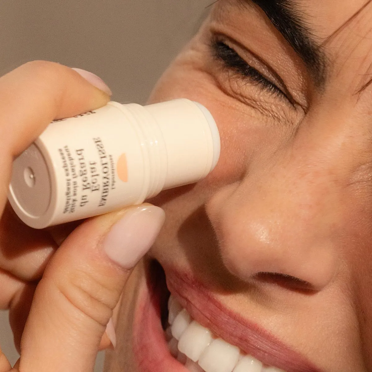 Radiant Eye Stick - Cool Treatment For A Brighter Look
