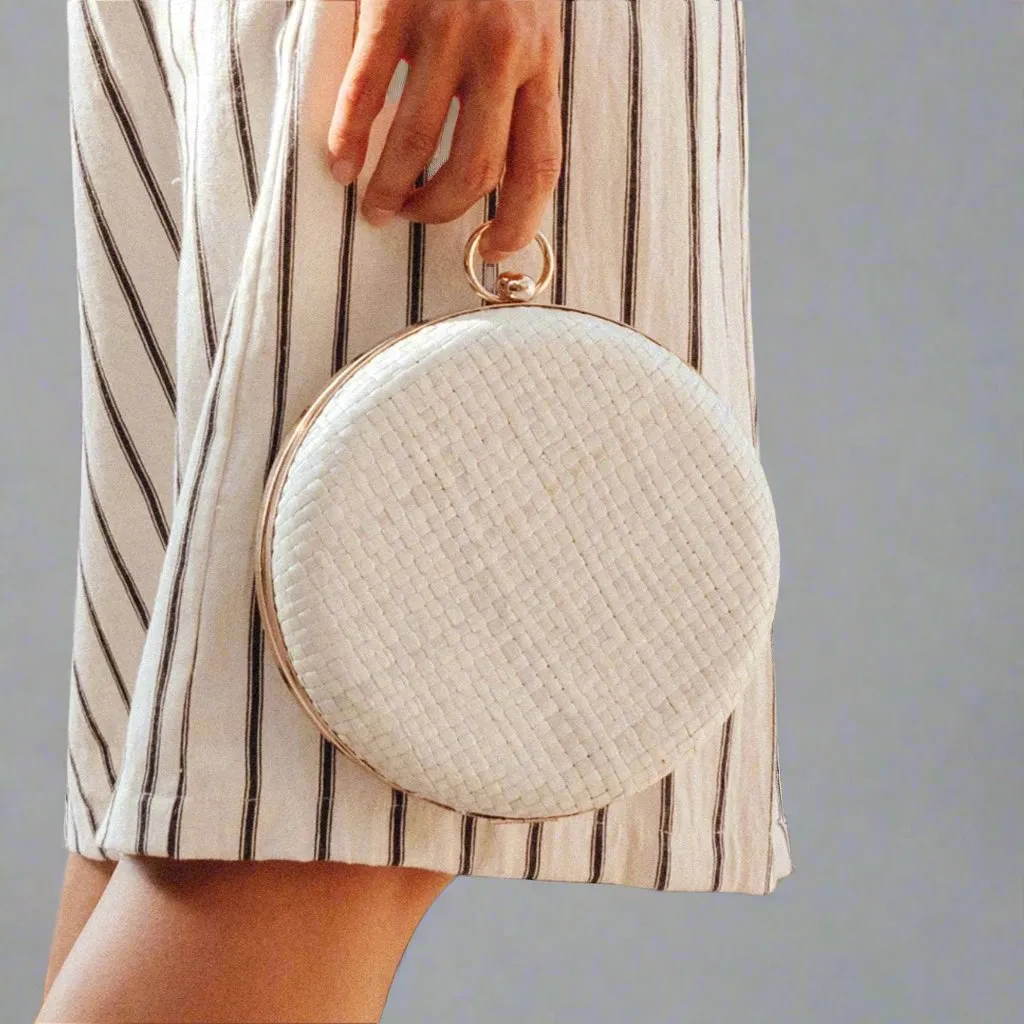 Timeless Elegance: Woven Pandan Hard Clutch