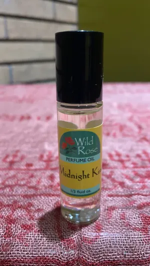 Wild Rose Roll-On Midnight Kiss Body Oil