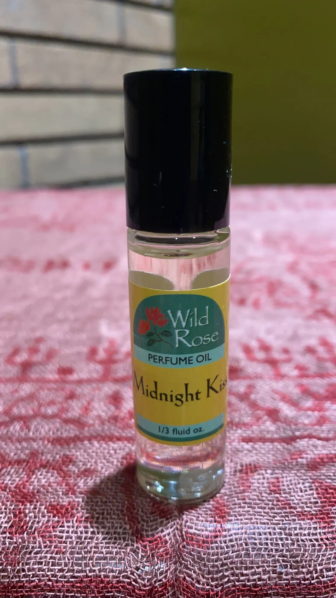 Wild Rose Roll-On Midnight Kiss Body Oil